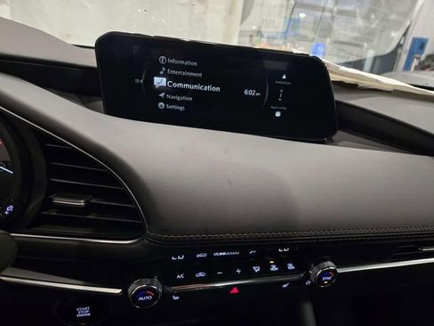 New 2026 MAZDA MAZDA3 2.5 S Hatchback w/ Premium Pkg image 18