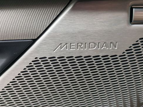 New 2026 Jaguar F-PACE R-Dynamic S image 20