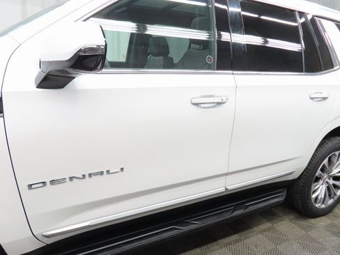 Used 2023 GMC Yukon Denali image 47