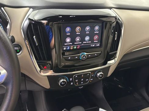 Used 2023 Chevrolet Traverse LS w/ Safety Package image 20