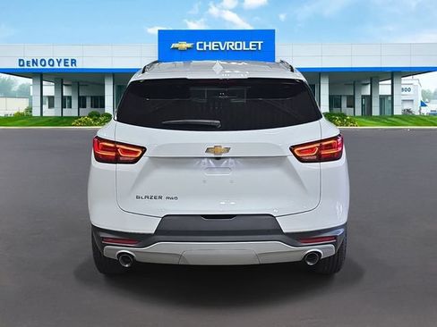 New 2026 Chevrolet Blazer LT w/ Convenience Package AWD/4WD image 8