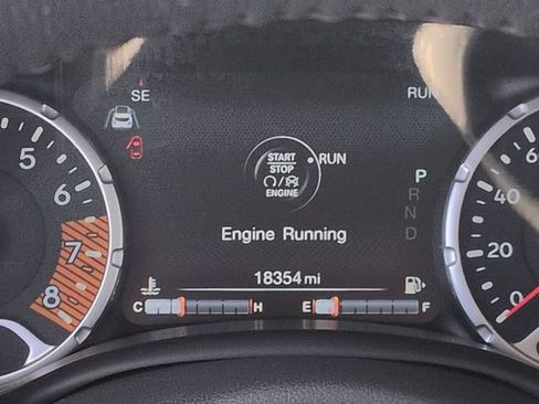 Used 2022 Jeep Renegade Limited AWD/4WD image 20