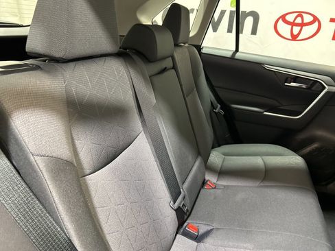 Used 2025 Toyota RAV4 XLE image 13