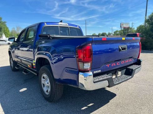 Used 2023 Toyota Tacoma SR5 RWD image 7