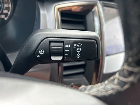Used 2022 Ford Ranger XLT w/ Equipment Group 301A Mid AWD/4WD image 28