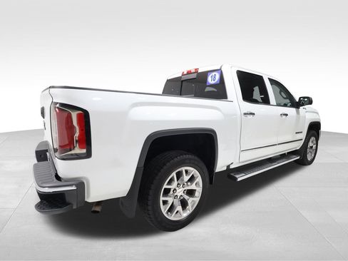 Used 2018 GMC Sierra 1500 SLT w/ SLT Premium Package AWD/4WD image 4