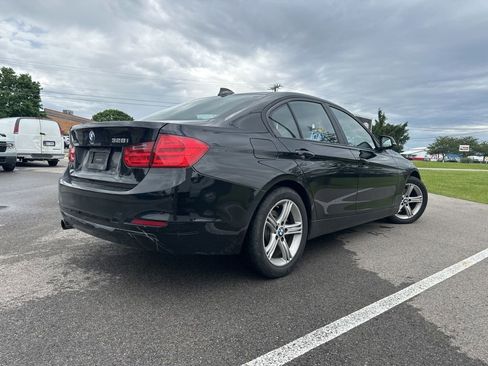 Used 2013 BMW 328i xDrive Sedan AWD/4WD image 12