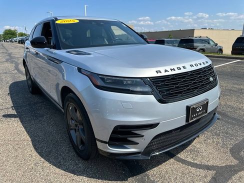 Used 2025 Land Rover Range Rover Velar Dynamic SE AWD/4WD image 19