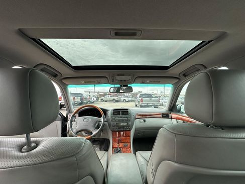Used 2003 Lexus LS 430 RWD image 50