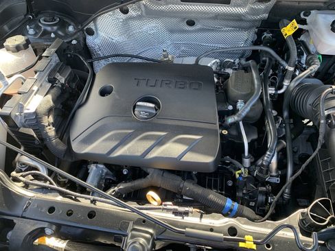 Used 2021 Buick Encore GX Select FWD image 42