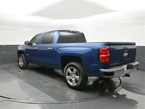 Used 2018 Chevrolet Silverado 1500 LT w/ Texas Edition image 5