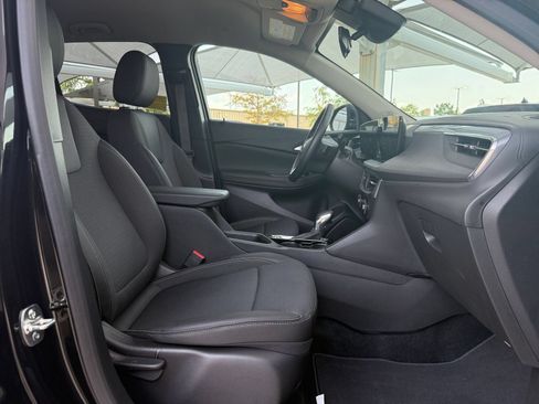 Used 2026 Buick Encore GX Preferred FWD image 36
