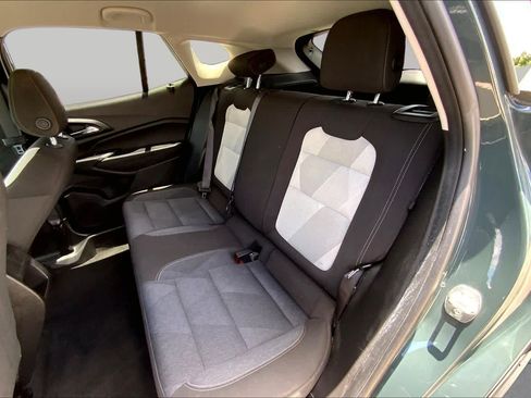 Used 2025 Chevrolet Trax LS FWD image 20