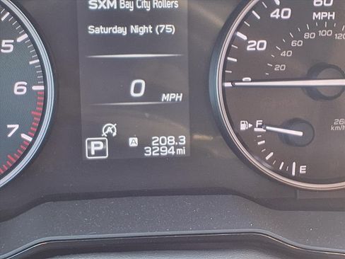 Certified 2025 Subaru Outback Premium image 12