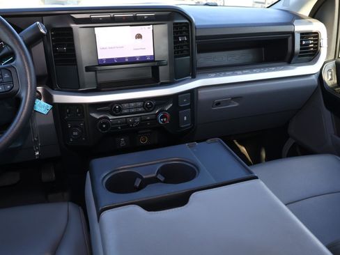 Used 2024 Ford F250 XL w/ 360-Degree Camera Package image 11