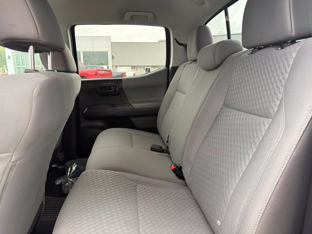Used 2023 Toyota Tacoma SR AWD/4WD image 24
