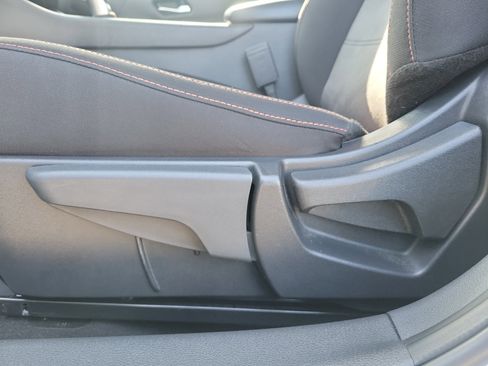 Certified 2024 Nissan Sentra SR FWD image 19