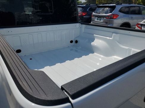 New 2025 Jeep Gladiator Sport image 10