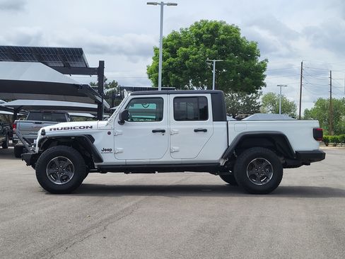 Used 2020 Jeep Gladiator Rubicon w/ Cold Weather Group AWD/4WD image 4