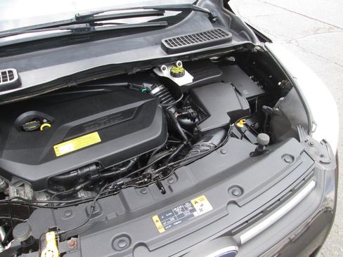 Used 2013 Ford Escape SE FWD image 37