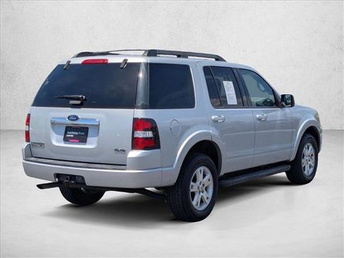 Used 2010 Ford Explorer XLT AWD/4WD image 5