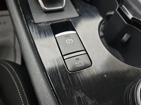 Used 2023 Nissan Rogue SV AWD/4WD image 57