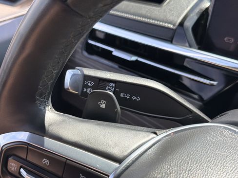 Used 2025 GMC Sierra EV Denali AWD/4WD image 20