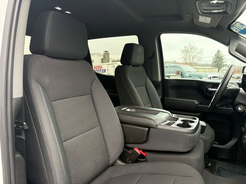 Used 2019 Chevrolet Silverado 1500 Custom Trail Boss w/ Custom Convenience Package image 15