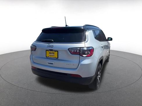 Used 2025 Jeep Compass Limited AWD/4WD image 11