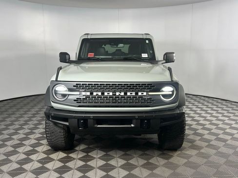 Used 2023 Ford Bronco Badlands image 12