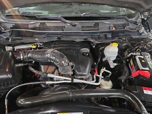 Used 2012 RAM 1500 Laramie image 13