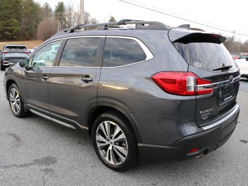 Used 2022 Subaru Ascent Limited w/ Technology Package image 3