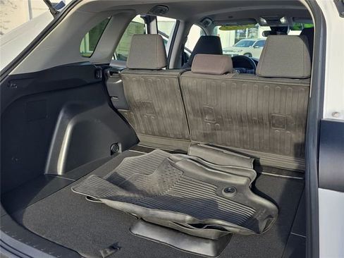 Used 2023 Toyota RAV4 LE image 22