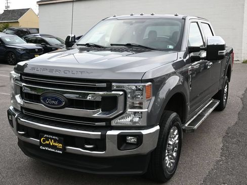 Used 2022 Ford F250 XLT w/ XLT Premium Package AWD/4WD image 4