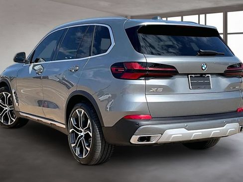 Used 2026 BMW X5 sDrive40i w/ Premium Package RWD image 12