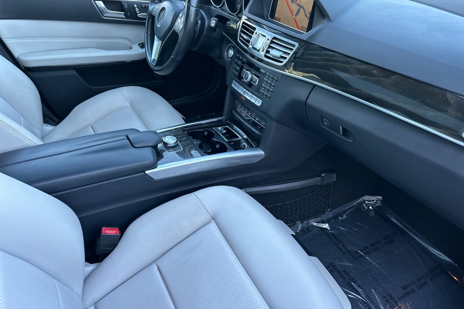 Used 2015 Mercedes-Benz E 350 Sedan image 33