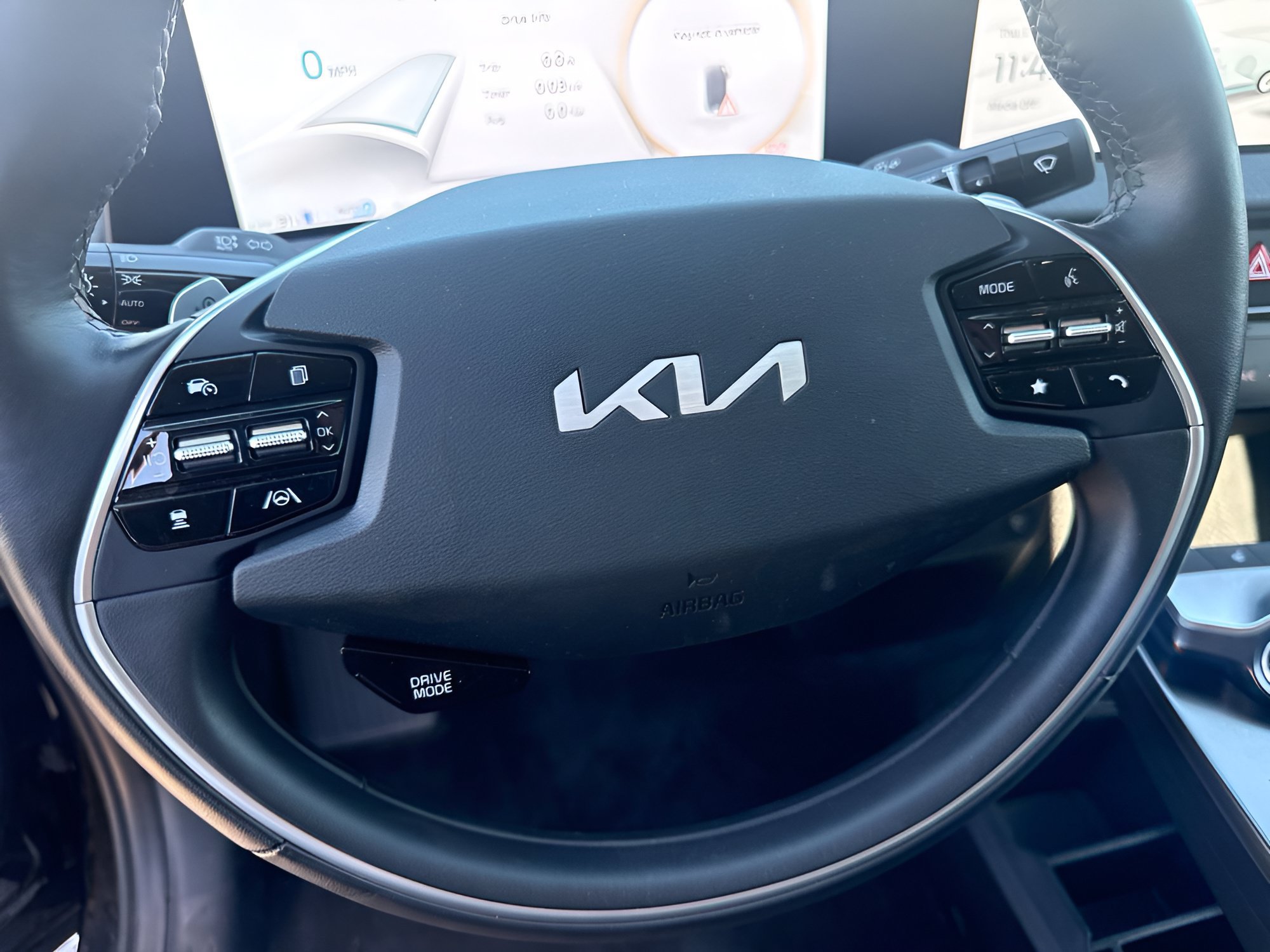 Used 2024 Kia EV6 Light AWD/4WD image 24