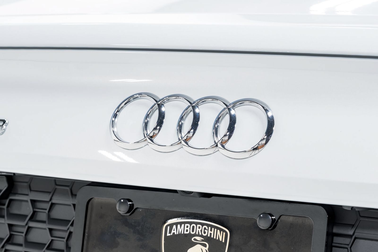 Used 2023 Audi R8 V10 performance RWD image 44