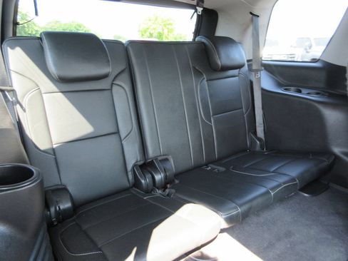 Certified 2020 GMC Yukon SLT AWD/4WD image 27