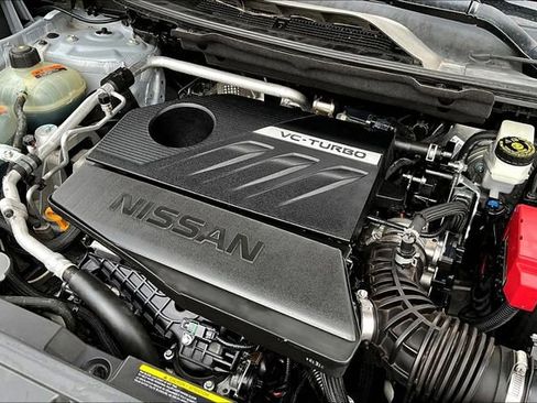 Used 2023 Nissan Rogue SV FWD image 29