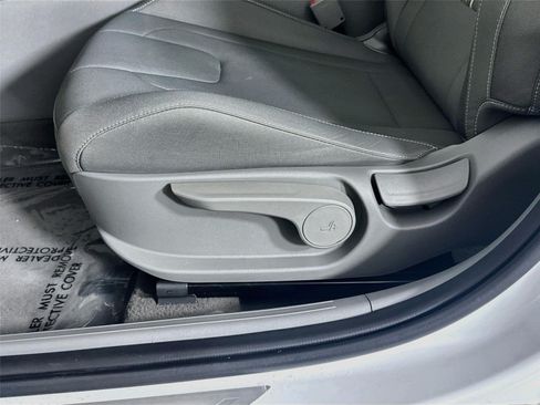Certified 2026 Hyundai Elantra Sport FWD image 19