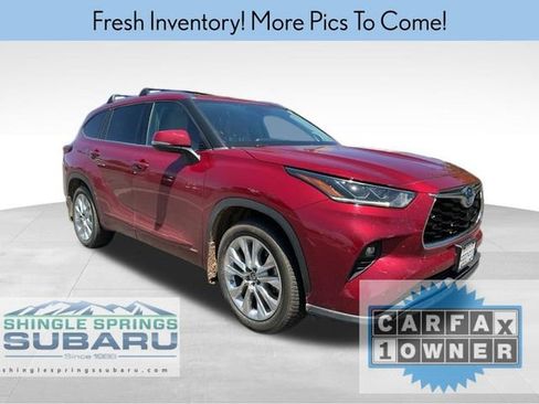 Used 2022 Toyota Highlander Limited AWD/4WD image 1