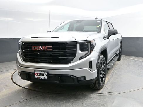 Used 2022 GMC Sierra 1500 Elevation AWD/4WD image 5