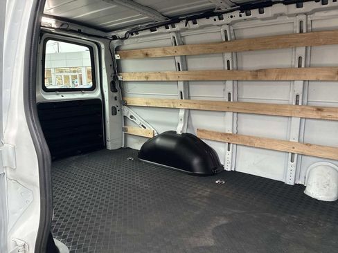 Used 2024 Chevrolet Express 2500 w/ Driver Convenience Package image 13