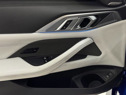 Used 2025 BMW M4 Competition image 41