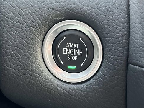 Used 2023 GMC Yukon XL Denali w/ Denali Reserve Package image 42