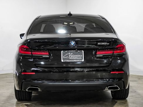 Used 2023 BMW 530e RWD image 11