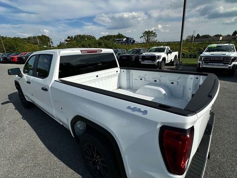 New 2026 GMC Sierra 1500 Pro w/ Graphite Edition AWD/4WD image 31