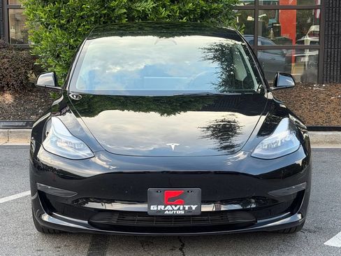 Used 2023 Tesla Model 3 Standard Range RWD image 3