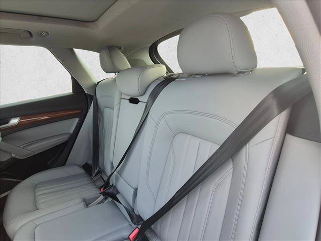 Used 2022 Audi Q5 2.0T Premium Plus AWD/4WD image 12